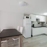 Parque Santiago Ii, Américas Apartamento *